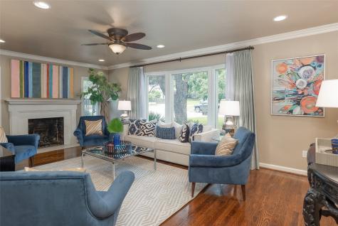 217 Williamsburg Lane Fort Worth TX 76107