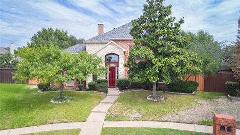 9605 Valley Lake Lane Irving TX 75063