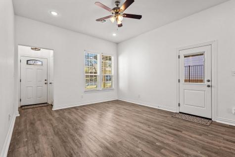759 N Eddy Avenue Denison TX 75020