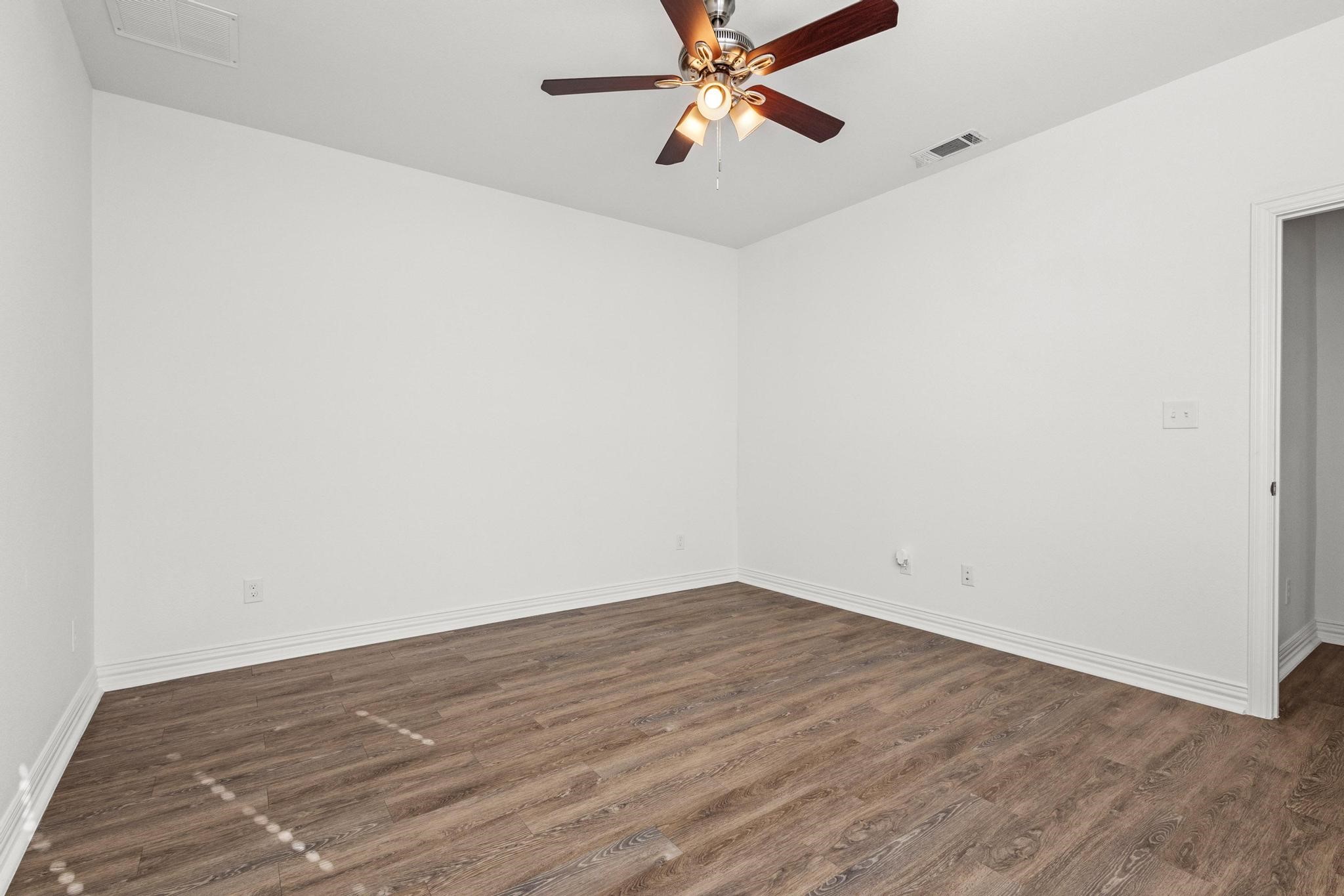759 N Eddy Avenue Denison TX 75020