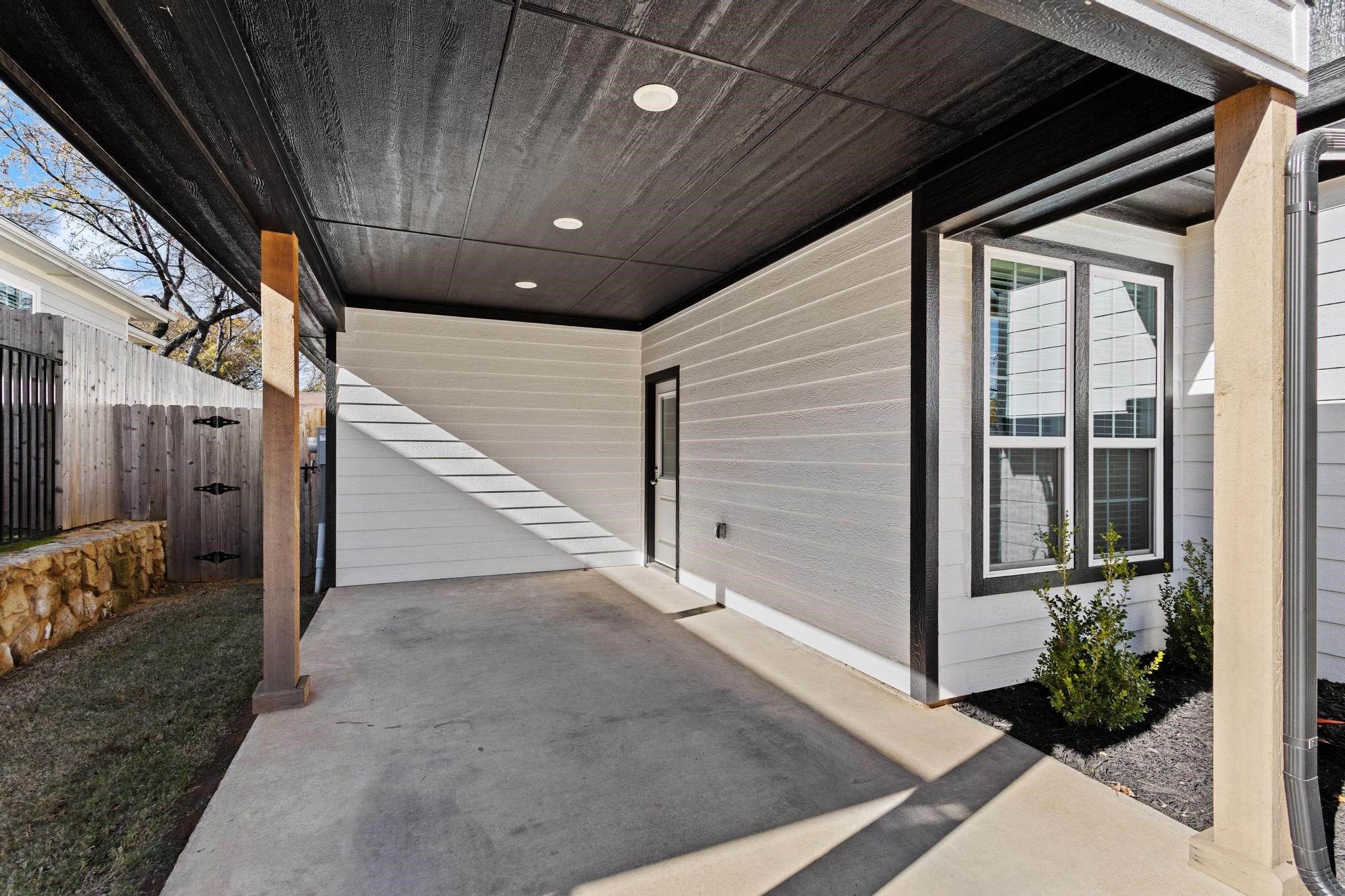 759 N Eddy Avenue Denison TX 75020