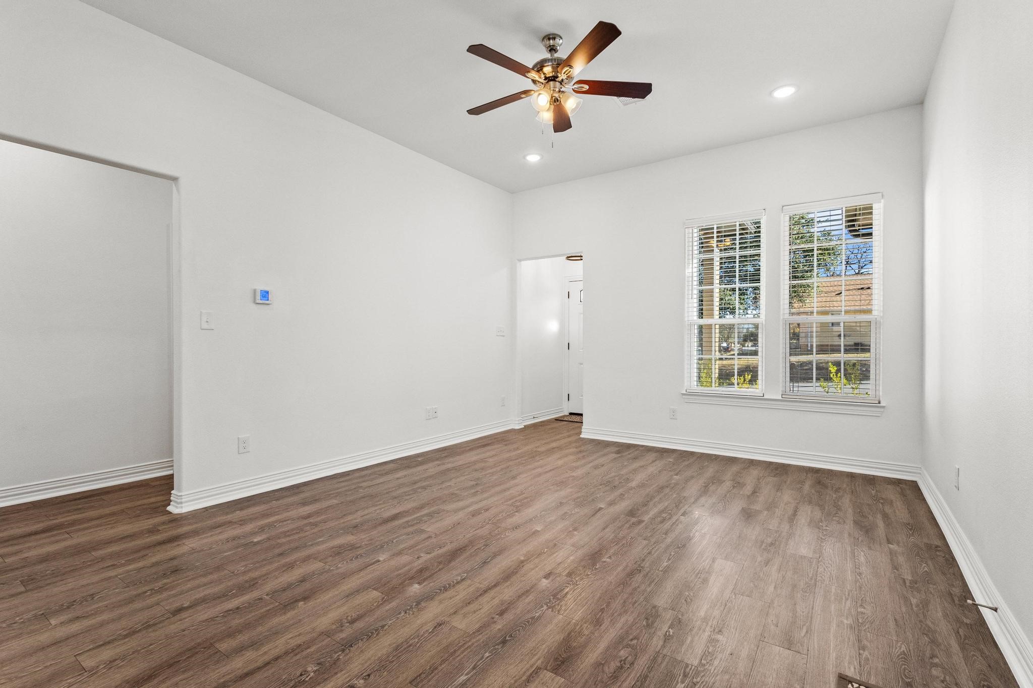 759 N Eddy Avenue Denison TX 75020