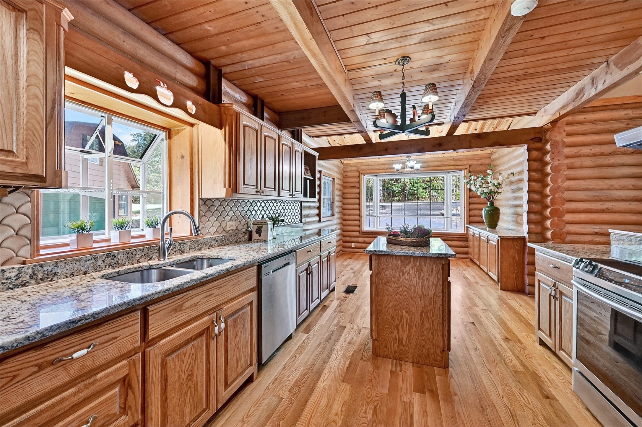 570 Roy Ayres Road Bells TX 75414