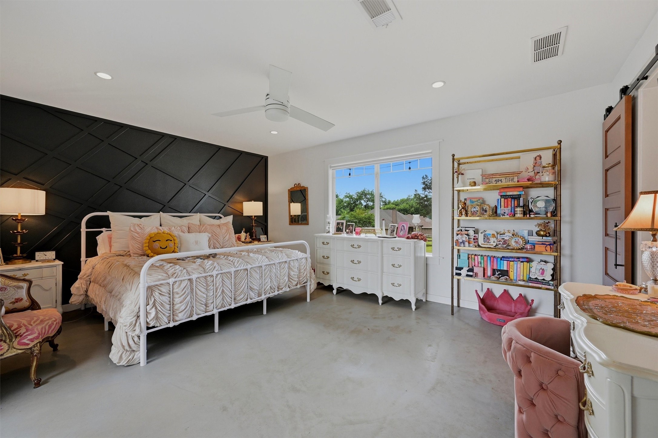 100 Cayuga Cove Gainesville TX 76240
