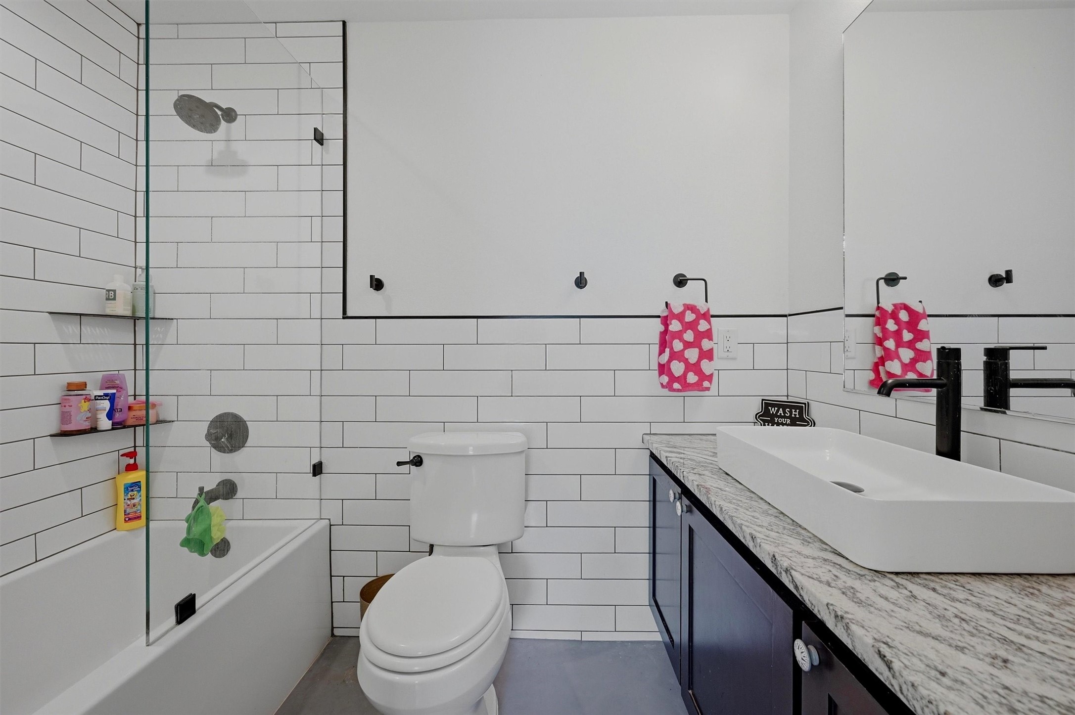 100 Cayuga Cove Gainesville TX 76240