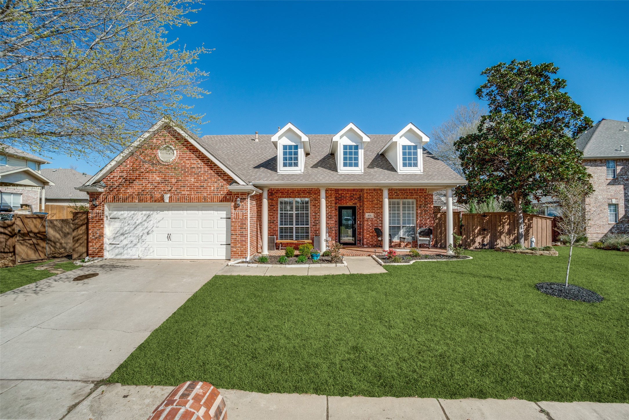 401 Stoneleigh Circle Lake Dallas TX 75065