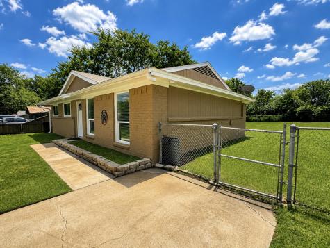 730 Rolling Ridge Lane Duncanville TX 75116