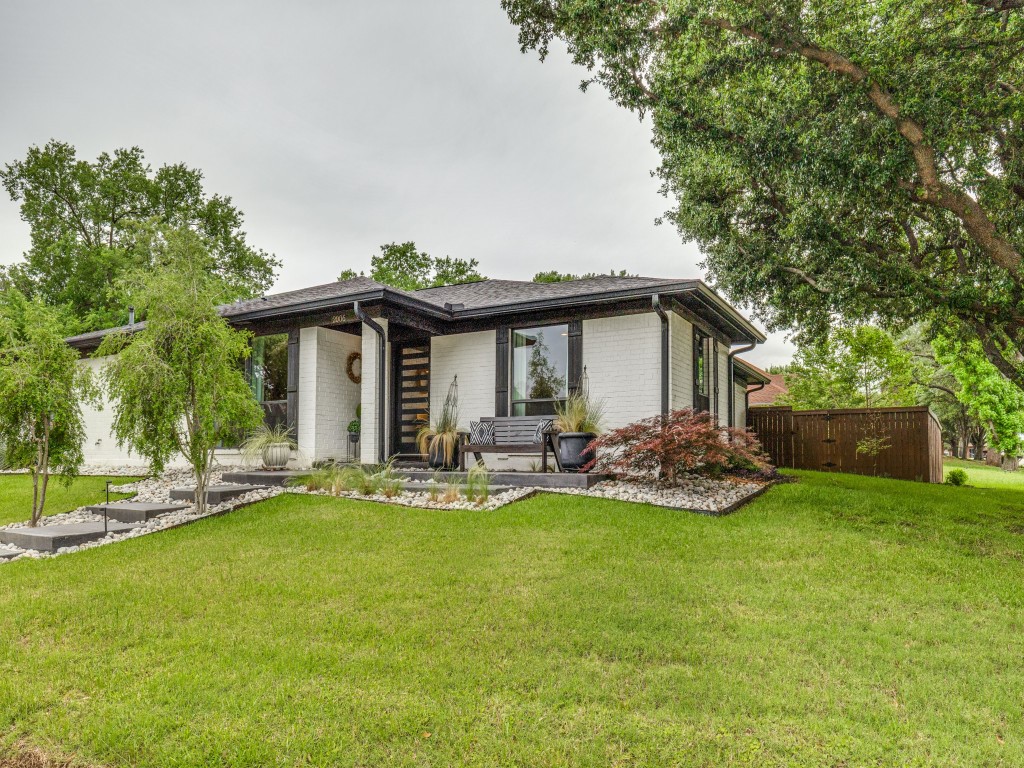 2006 Brookside Drive Grapevine TX 76051