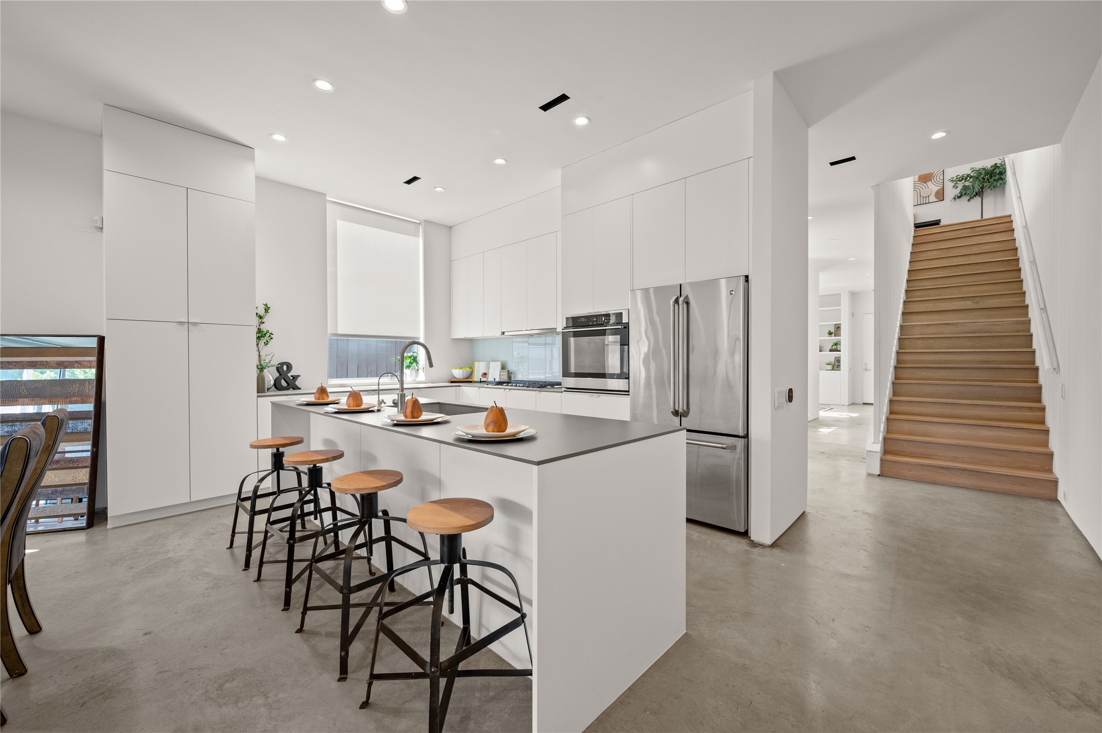 2304 Annex Avenue Dallas TX 75204