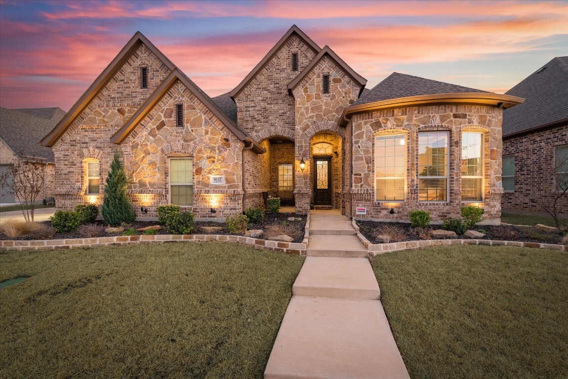 9132 Northampton Drive North Richland Hills TX 76182