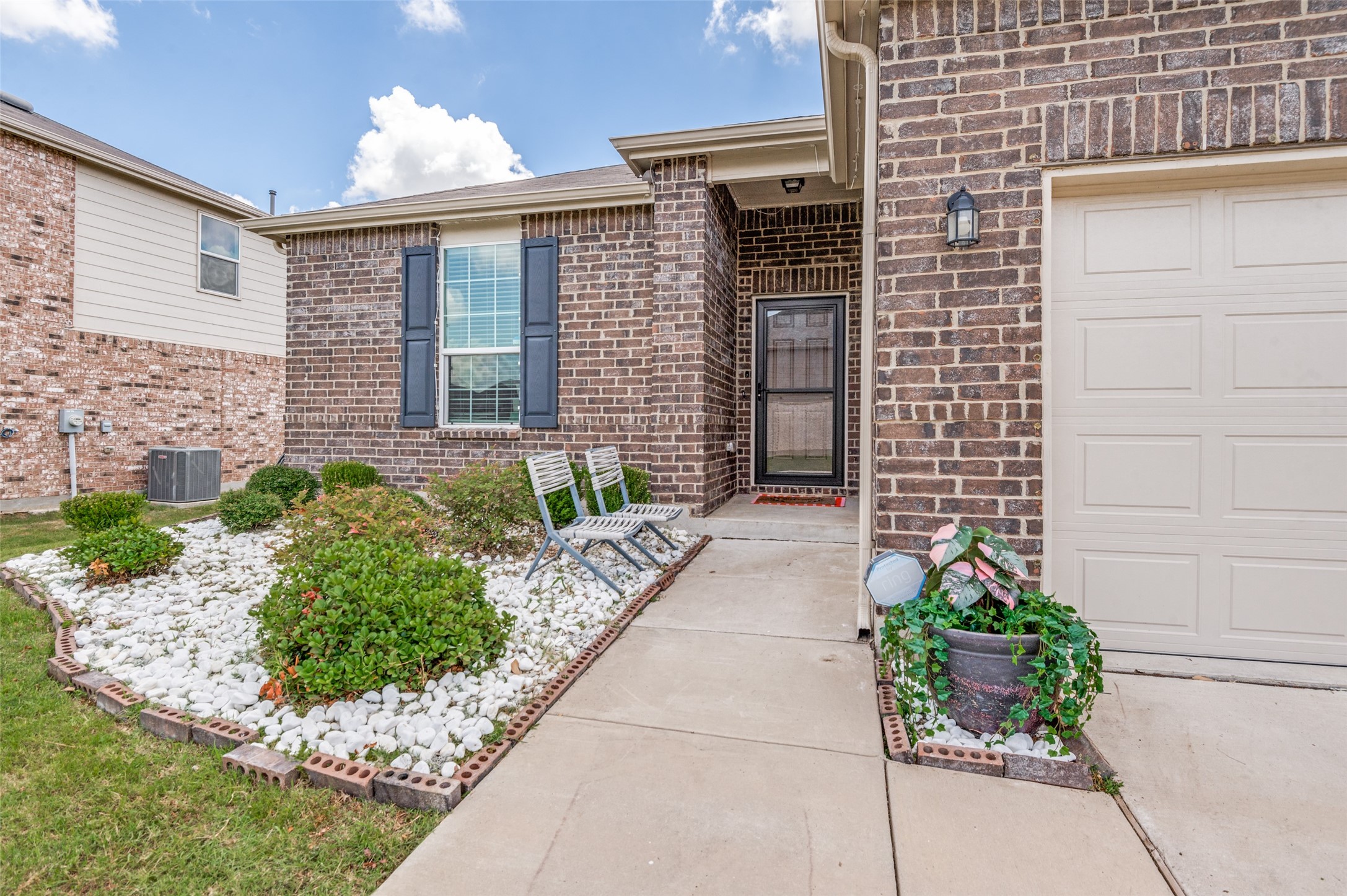 2804 Brisco Way Aubrey TX 76227