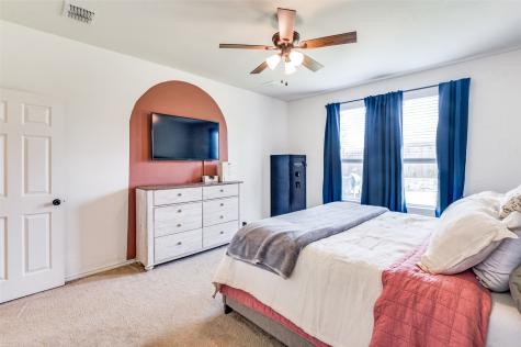 2804 Brisco Way Aubrey TX 76227