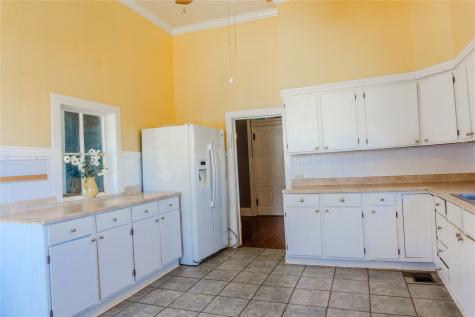 710 S Magnolia Street Palestine TX 75801