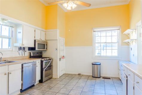 710 S Magnolia Street Palestine TX 75801