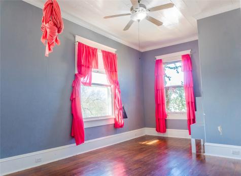 710 S Magnolia Street Palestine TX 75801