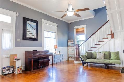 710 S Magnolia Street Palestine TX 75801