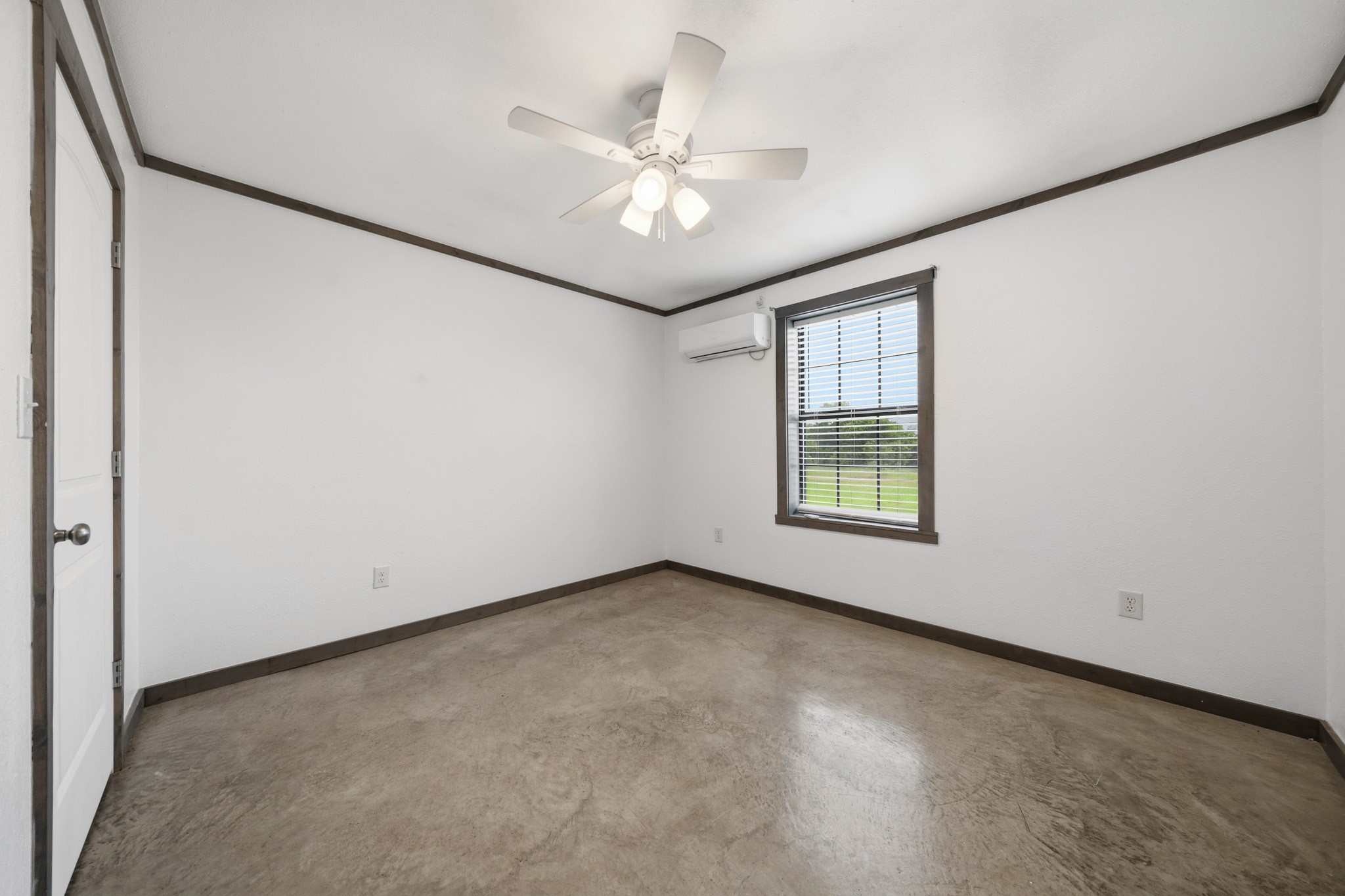 321 Avenue B Walnut Springs TX 76690