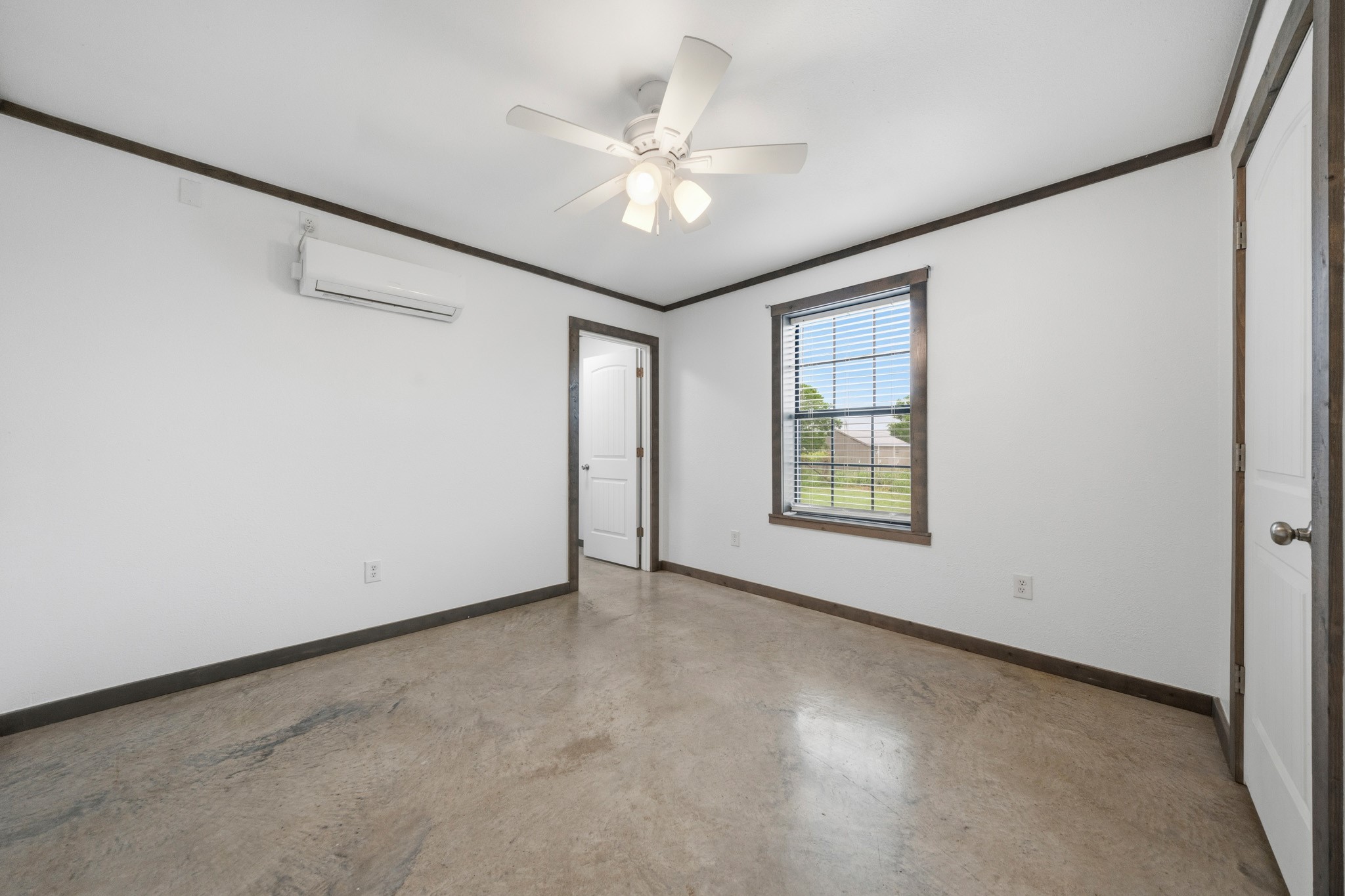 321 Avenue B Walnut Springs TX 76690