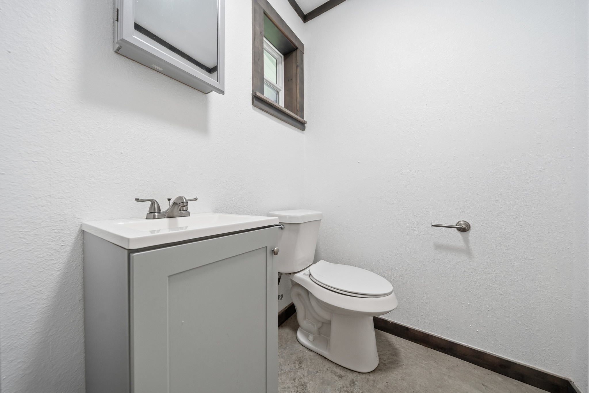 321 Avenue B Walnut Springs TX 76690