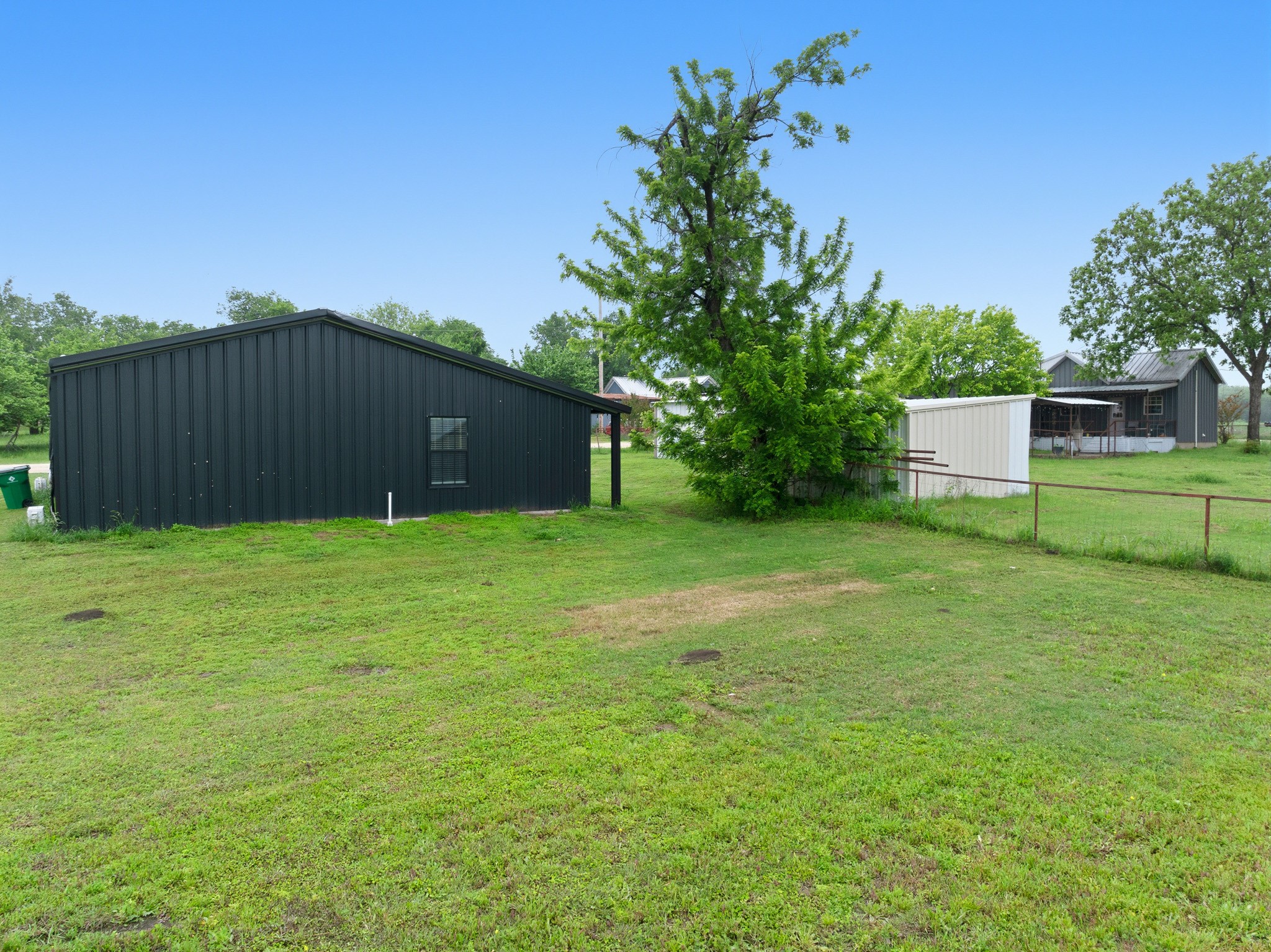321 Avenue B Walnut Springs TX 76690