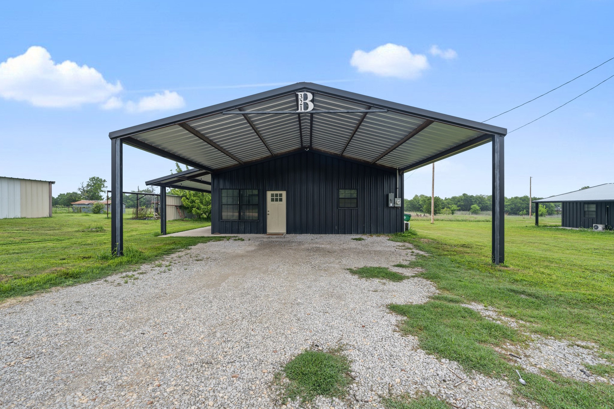 321 Avenue B Walnut Springs TX 76690