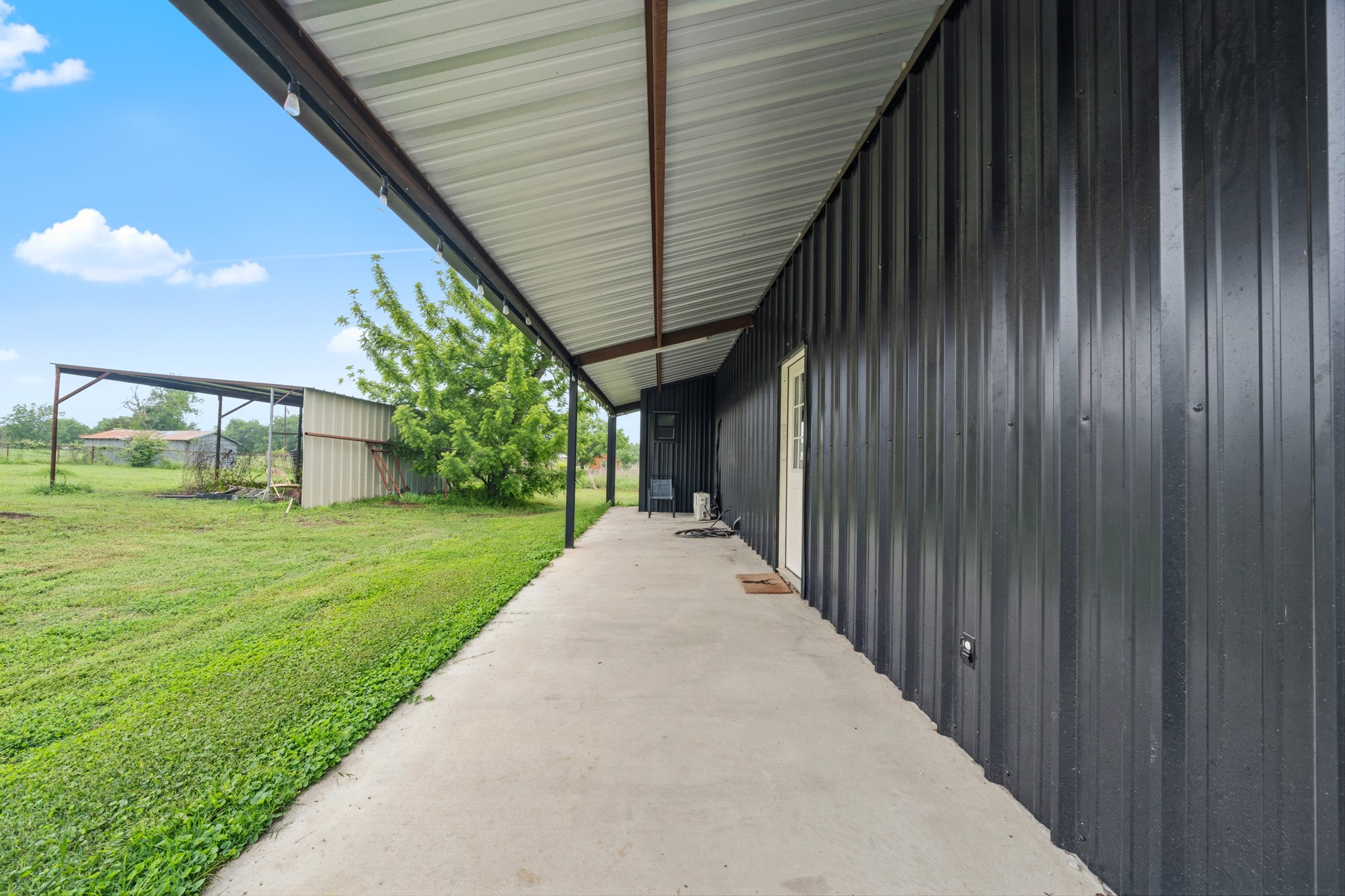 321 Avenue B Walnut Springs TX 76690