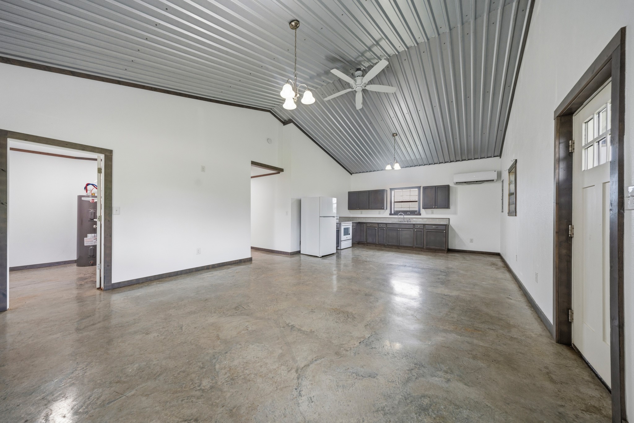 321 Avenue B Walnut Springs TX 76690