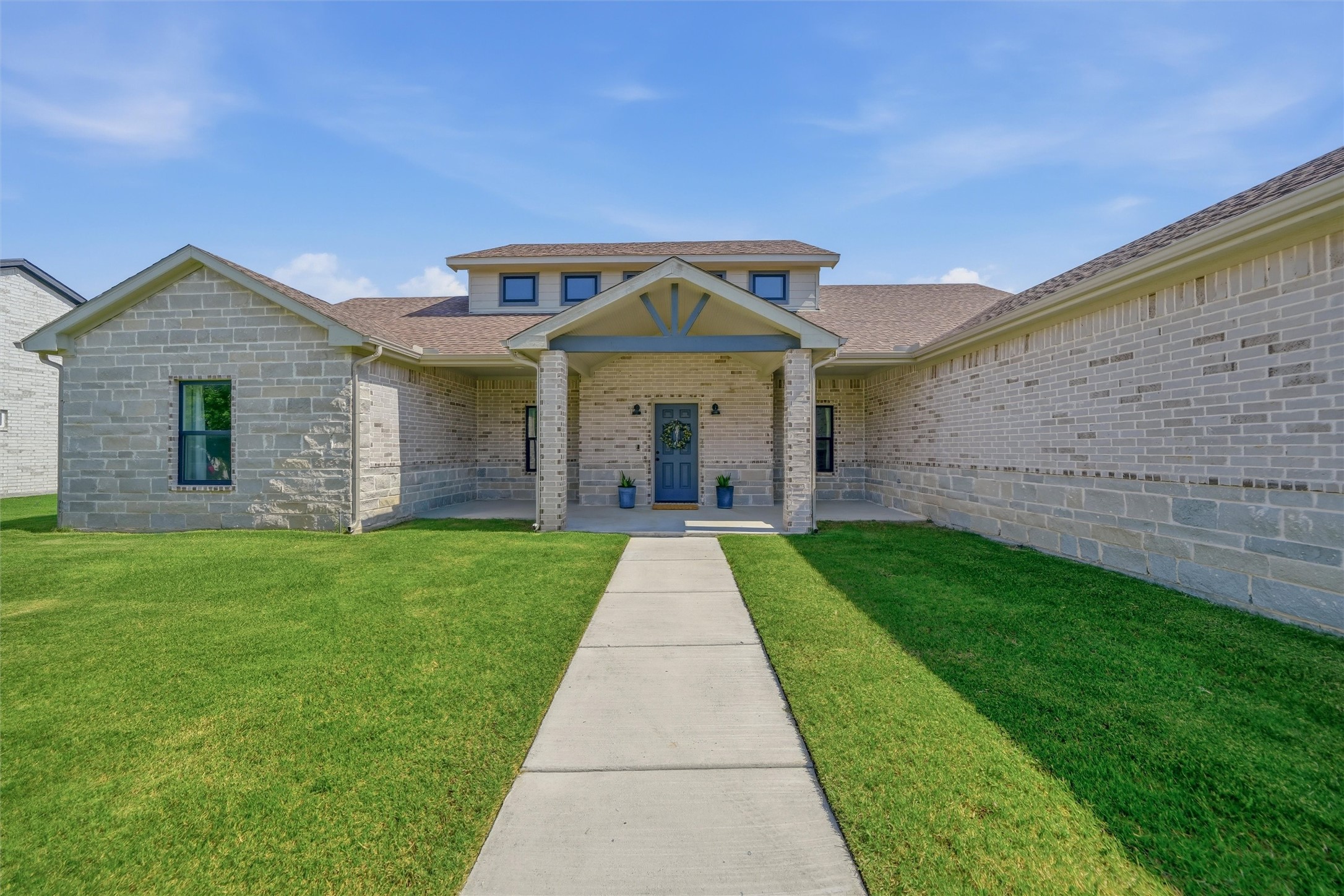 202 County Road 4856 Newark TX 76071
