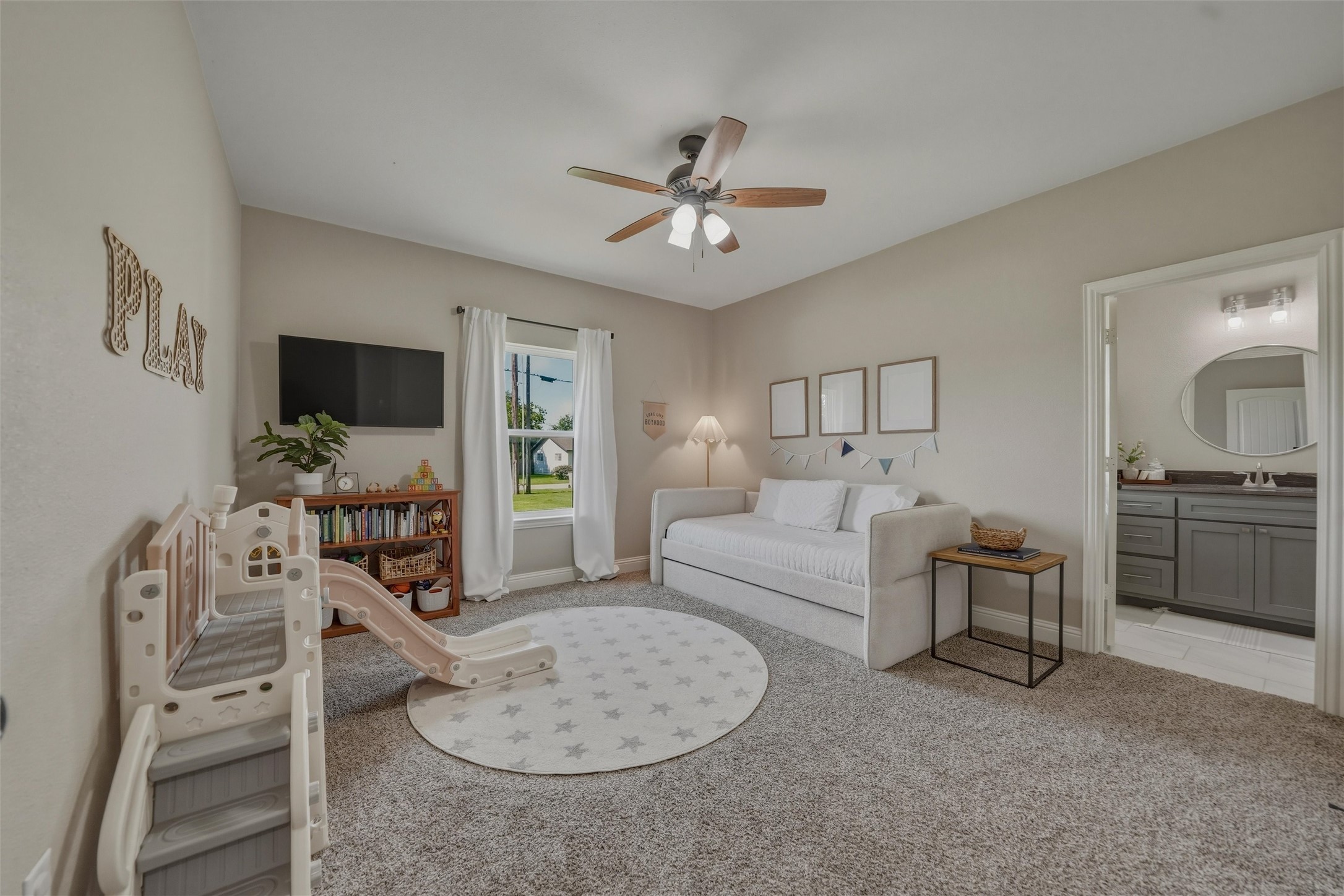 202 County Road 4856 Newark TX 76071