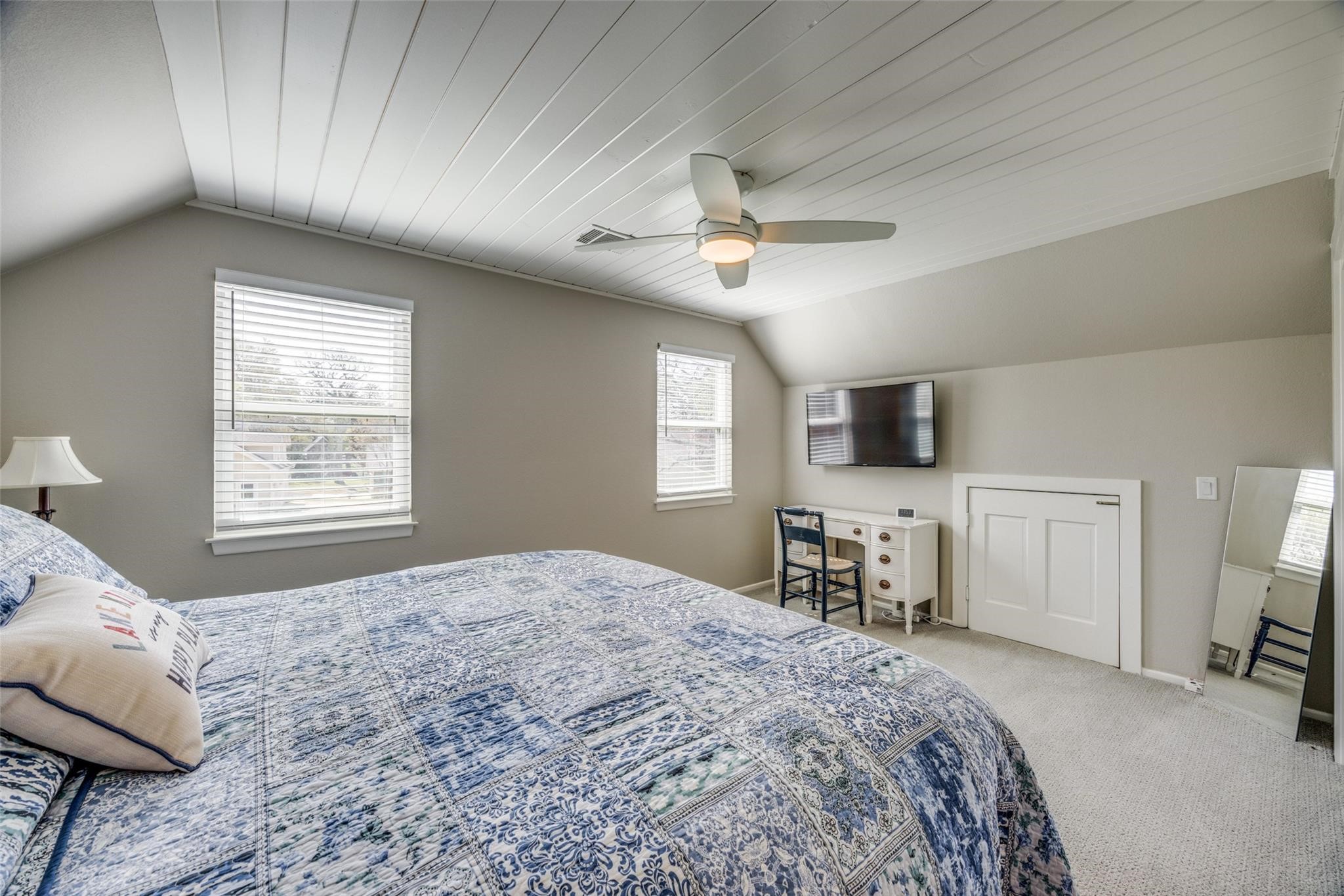 810 Kiowa Drive E Lake Kiowa TX 76240