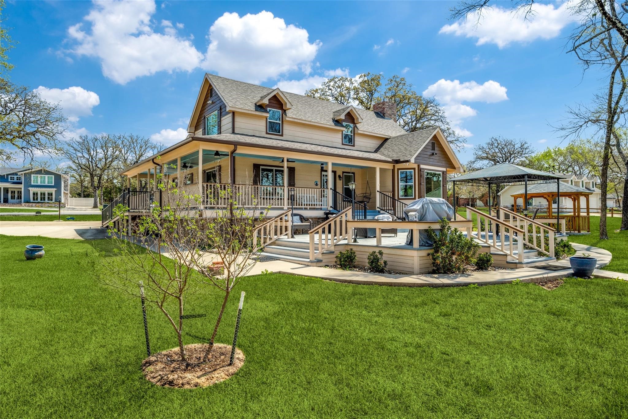 810 Kiowa Drive E Lake Kiowa TX 76240