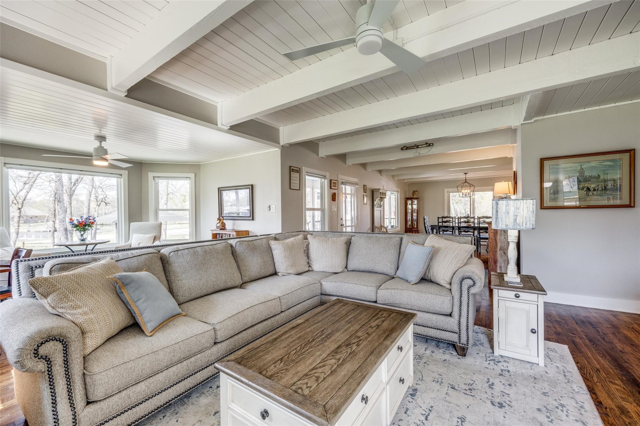 810 Kiowa Drive E Lake Kiowa TX 76240