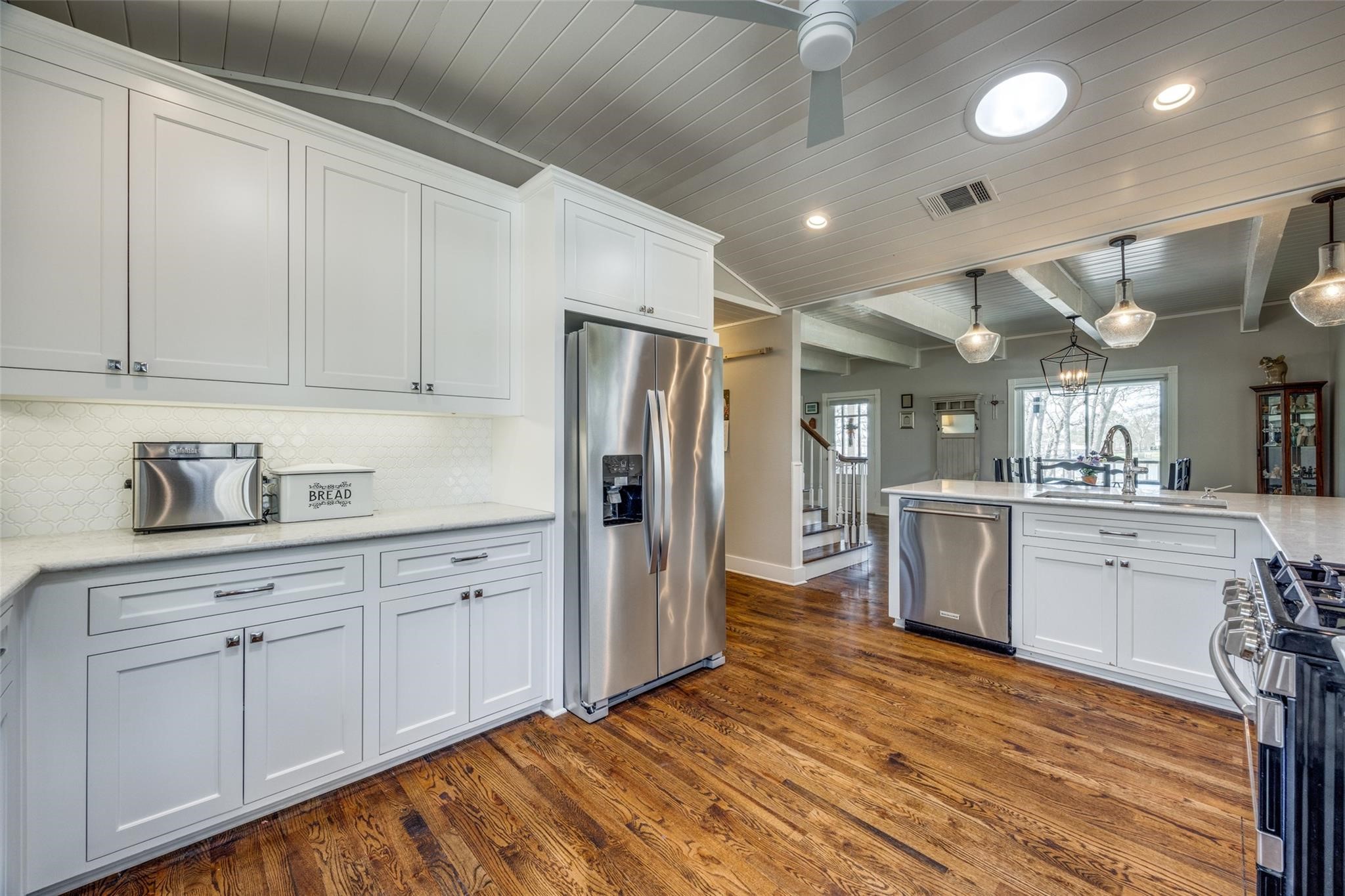 810 Kiowa Drive E Lake Kiowa TX 76240
