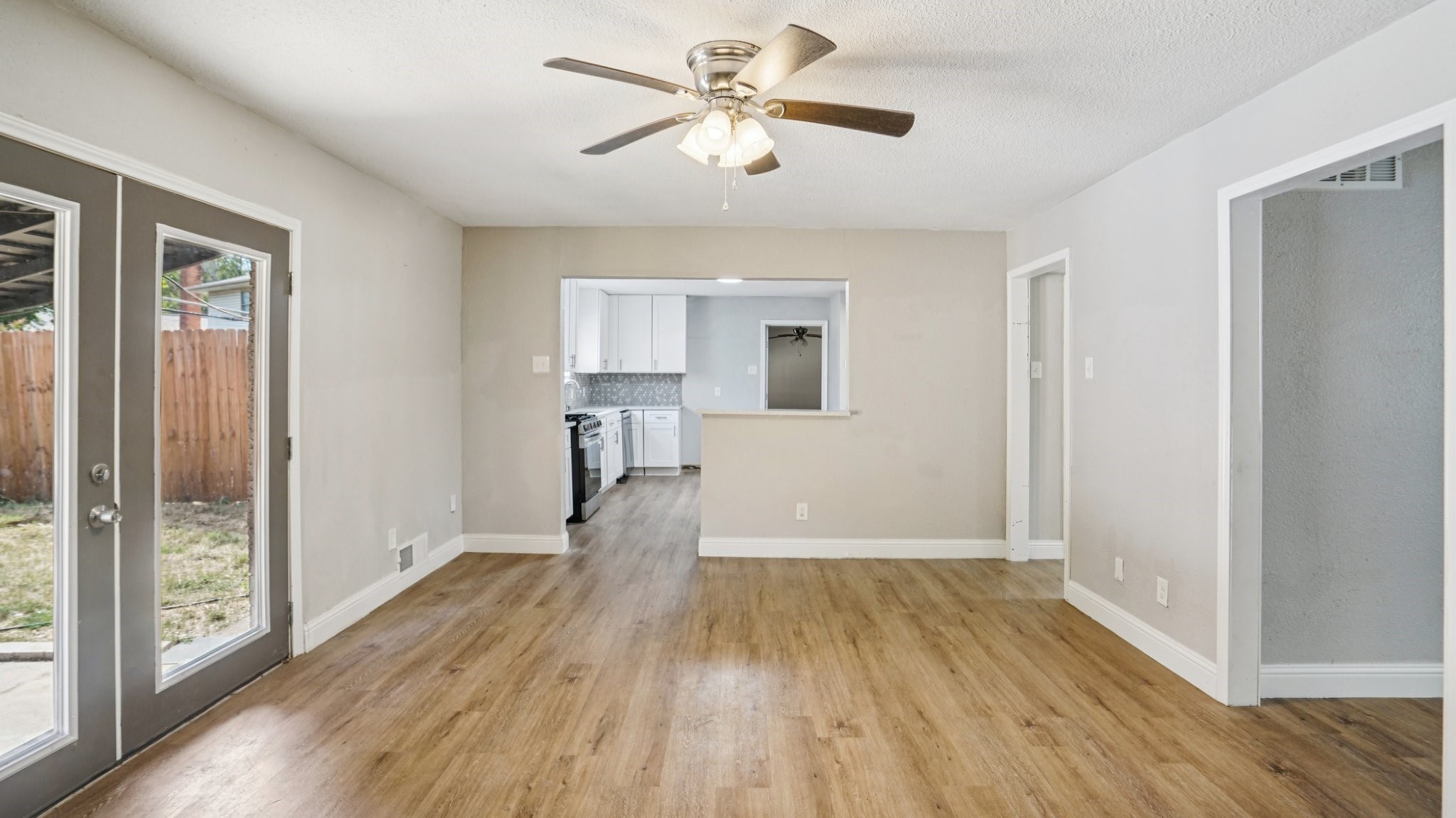 8036 Woodhue Circle Dallas TX 75228
