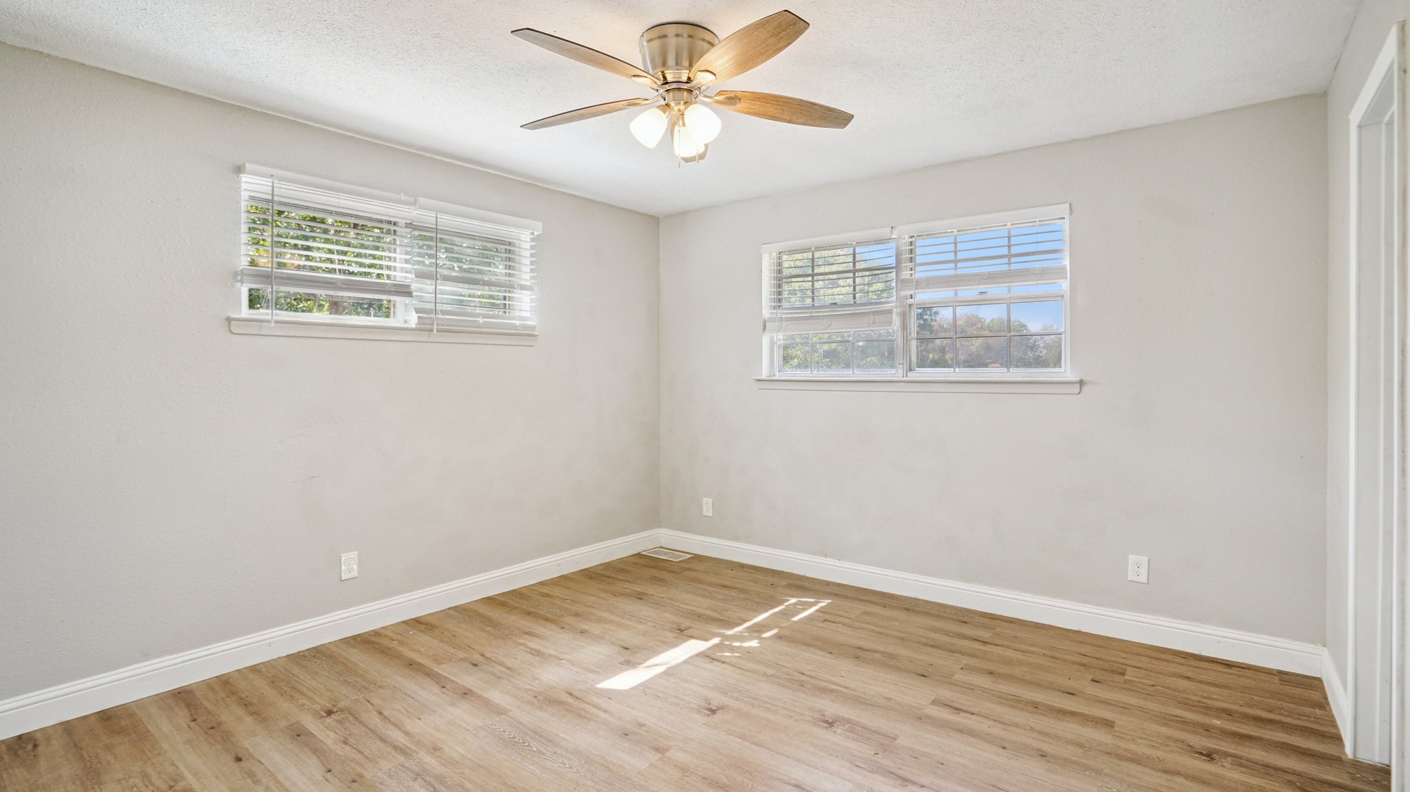 8036 Woodhue Circle Dallas TX 75228