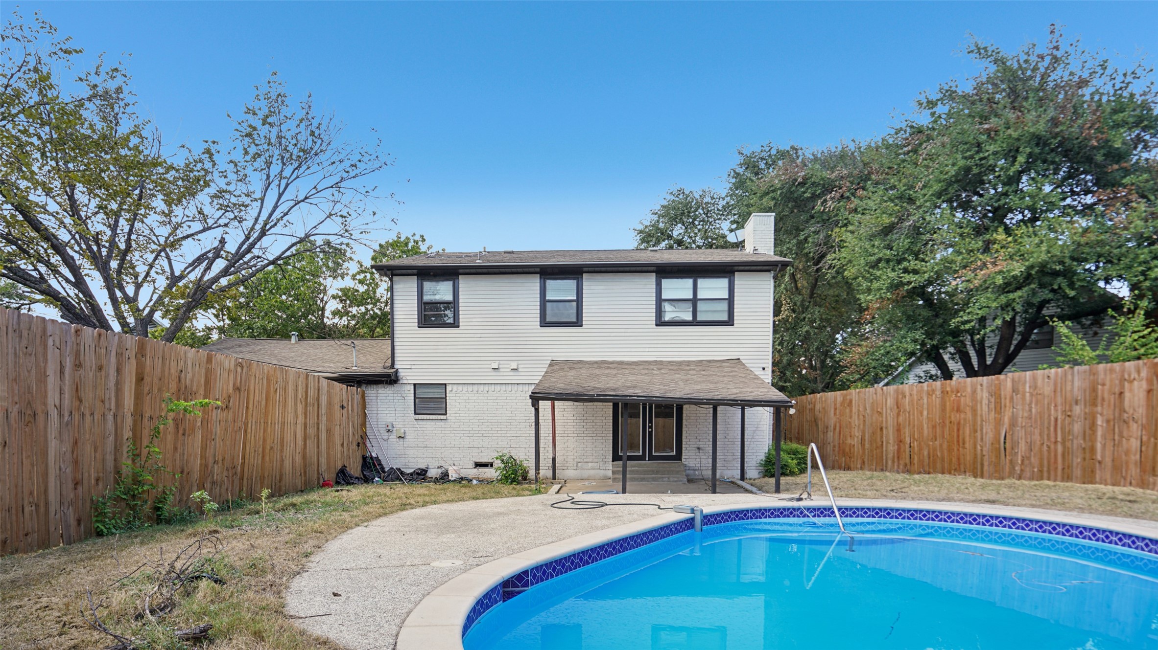 8036 Woodhue Circle Dallas TX 75228