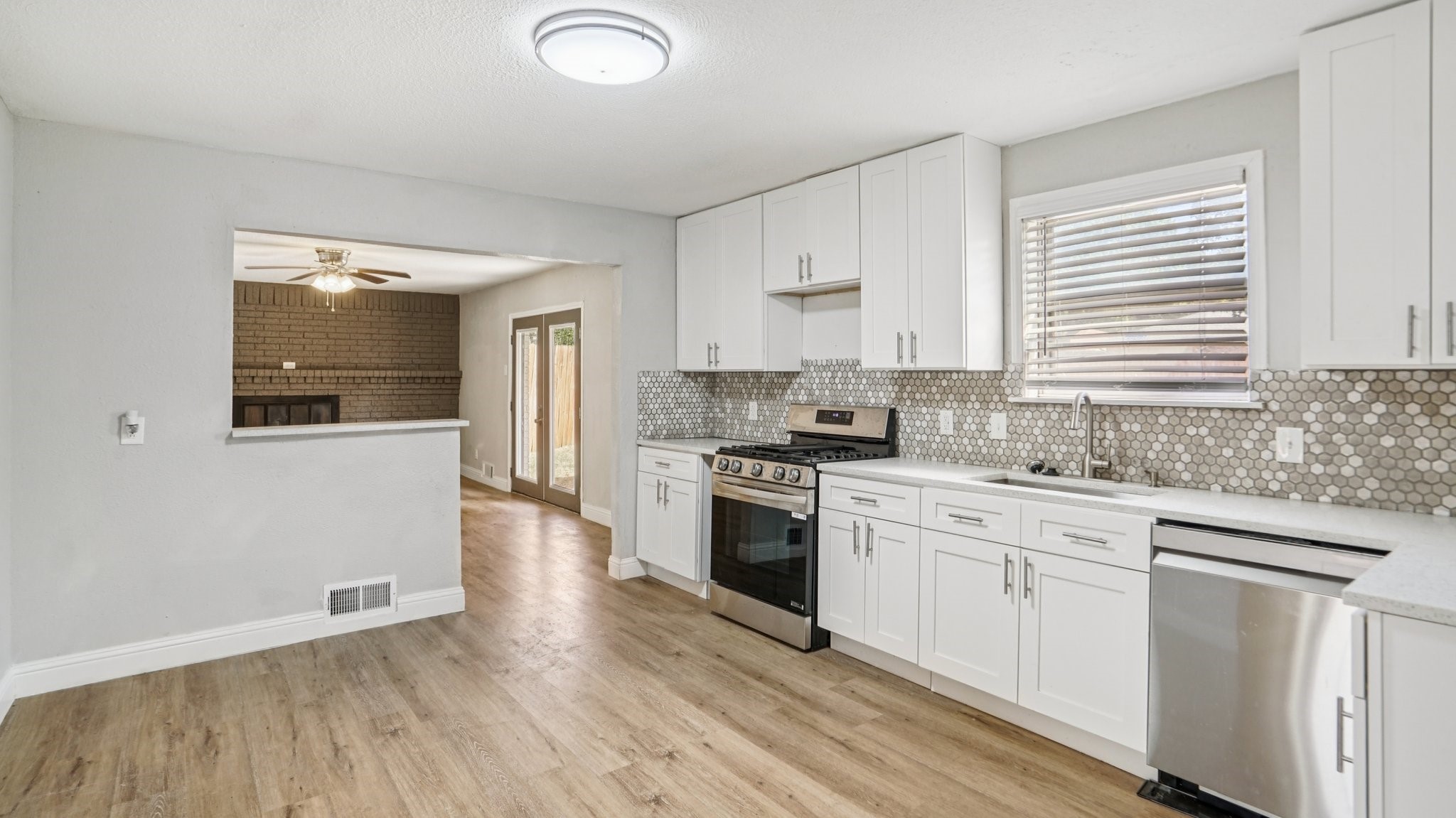 8036 Woodhue Circle Dallas TX 75228