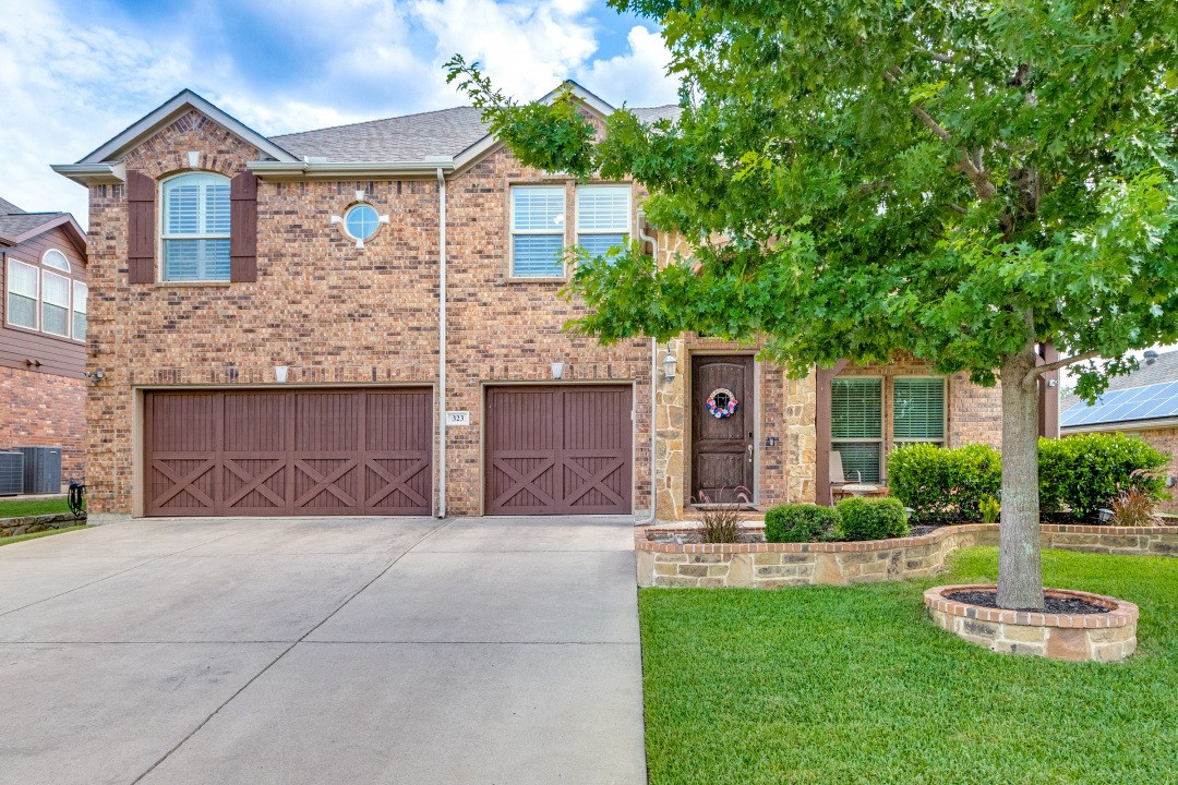 323 Trakehner Trail Celina TX 75009
