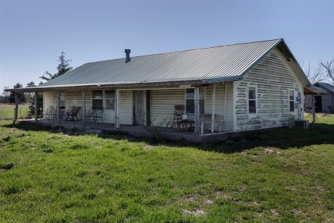 267 County Road 2150 Telephone TX 75446