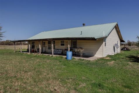 267 County Road 2150 Telephone TX 75446
