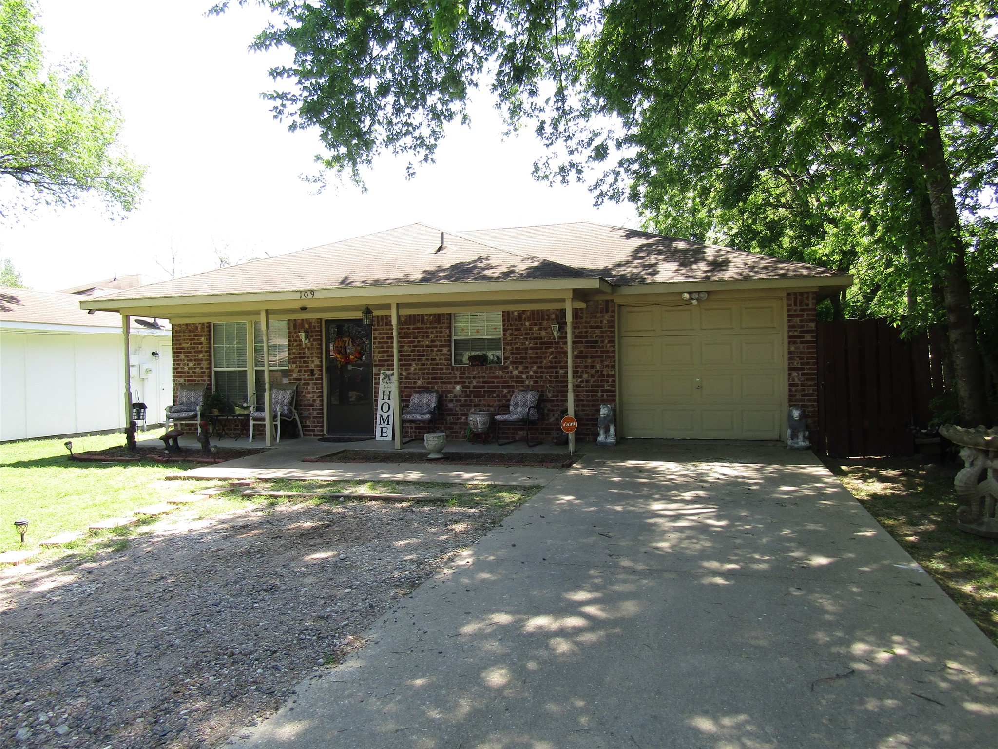 109 E Drane Avenue Corsicana TX 75110