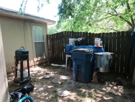 109 E Drane Avenue Corsicana TX 75110