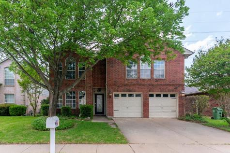 5718 Indian Hill Drive Arlington TX 76018