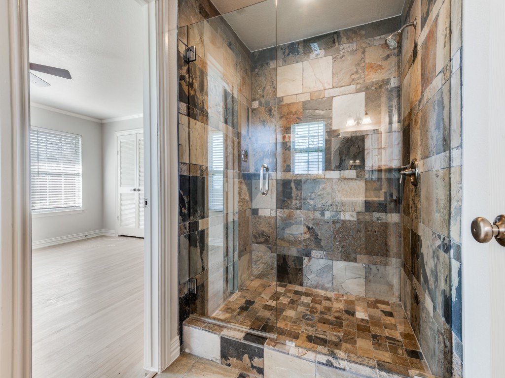 806 Knott Place Dallas TX 75208