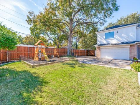 806 Knott Place Dallas TX 75208
