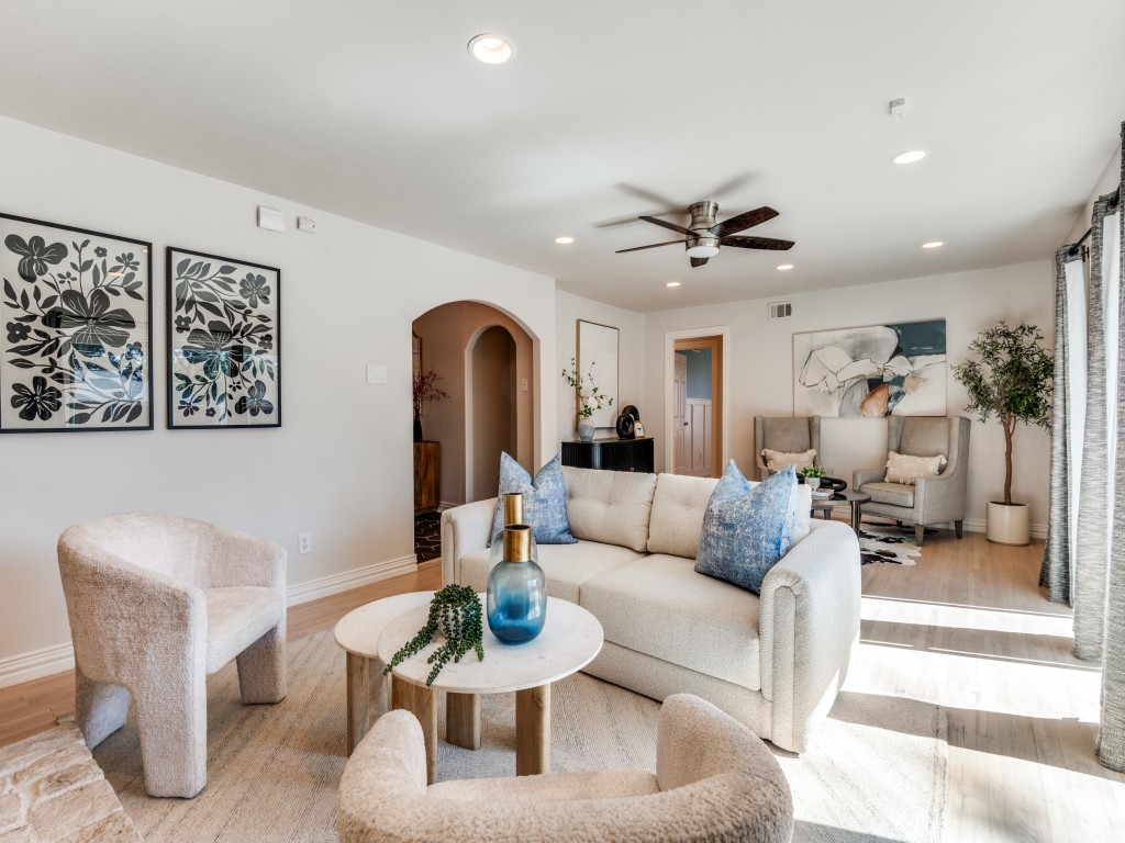 806 Knott Place Dallas TX 75208