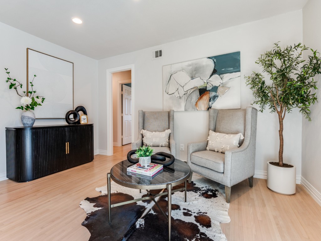 806 Knott Place Dallas TX 75208