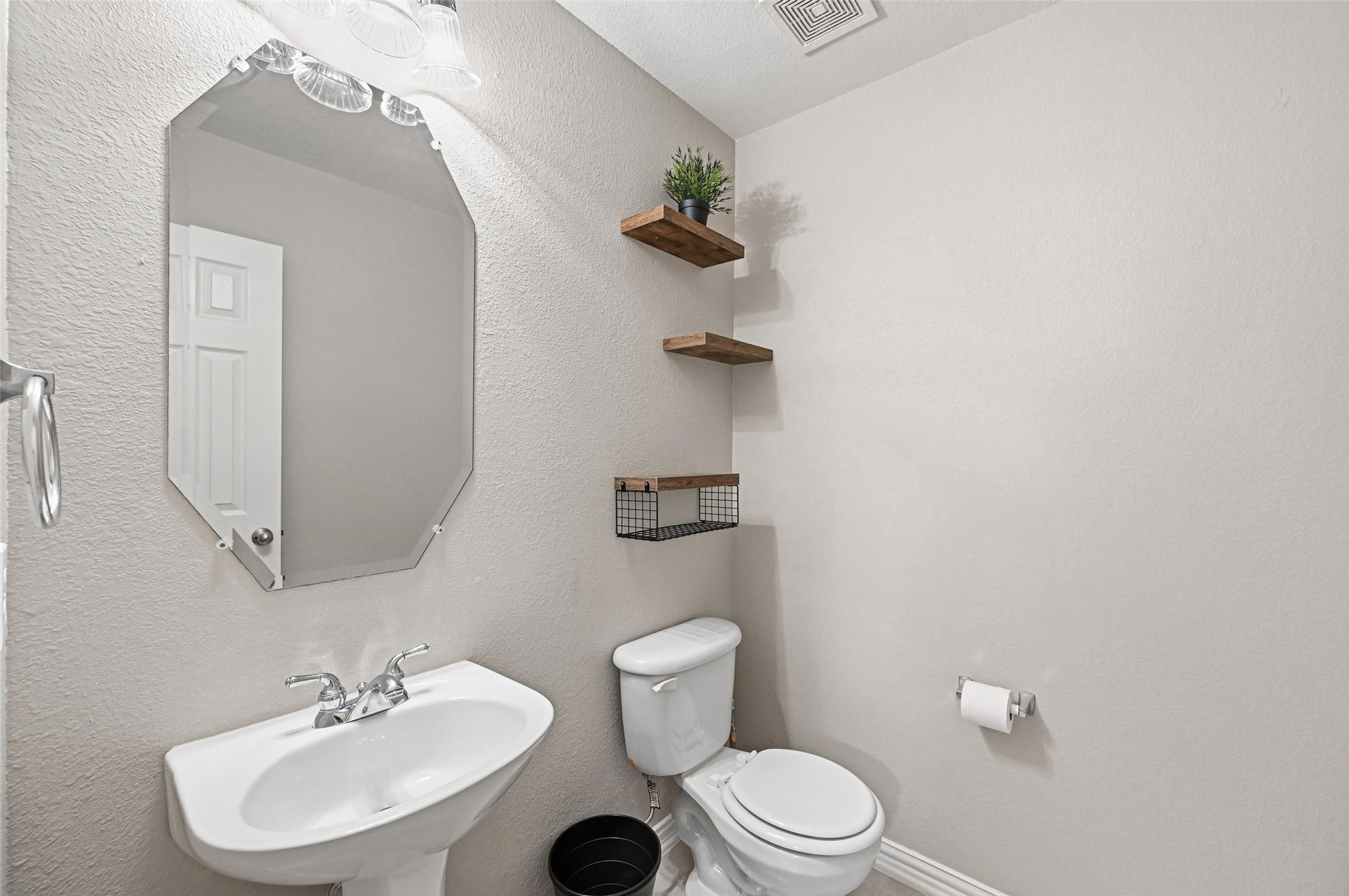 7807 Enchanted Isle Drive Arlington TX 76016