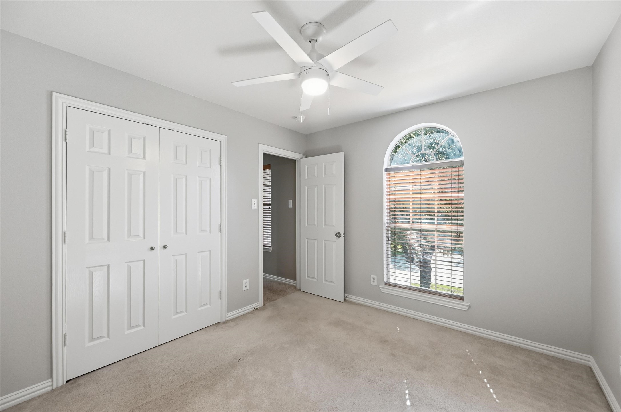7807 Enchanted Isle Drive Arlington TX 76016