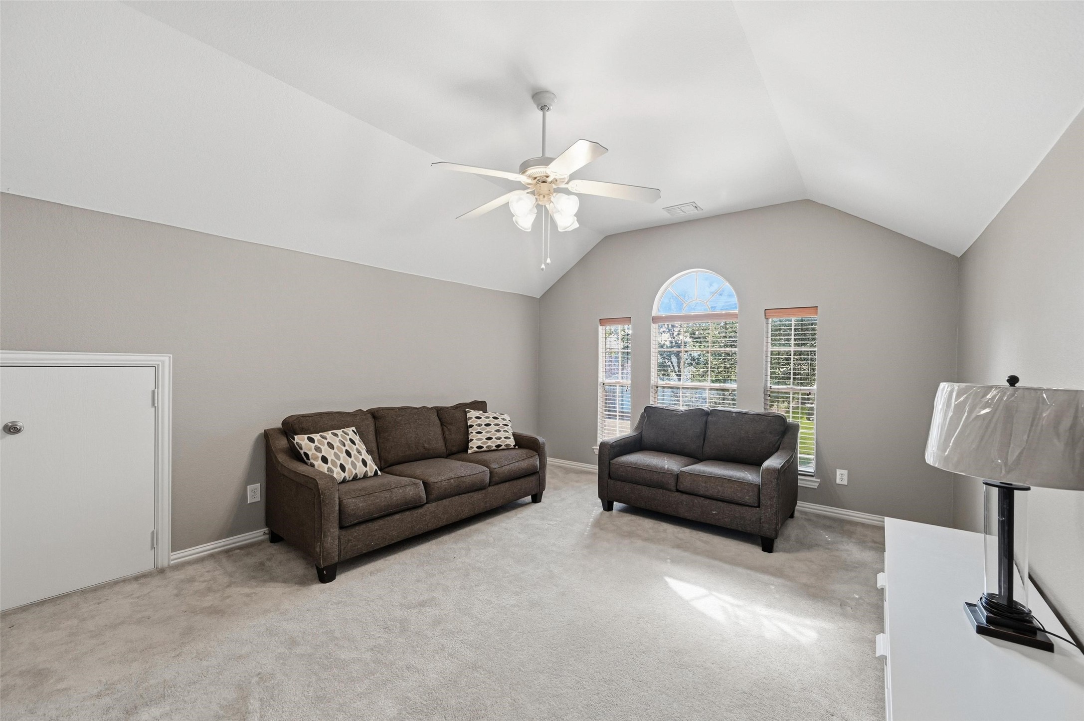 7807 Enchanted Isle Drive Arlington TX 76016